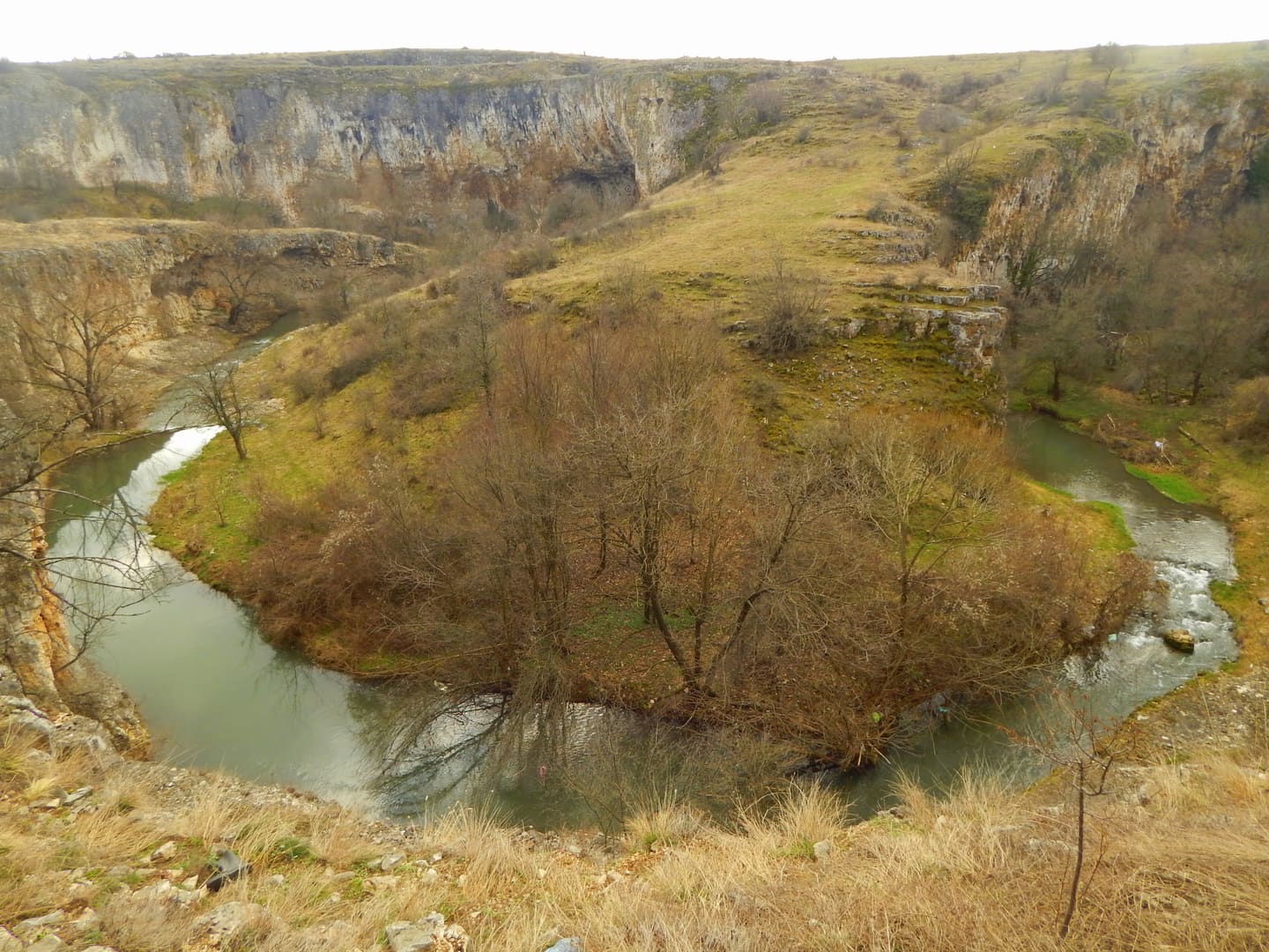 Entrenched meanders of the Rachene river at Kameno Pole, seen from the canyon rim